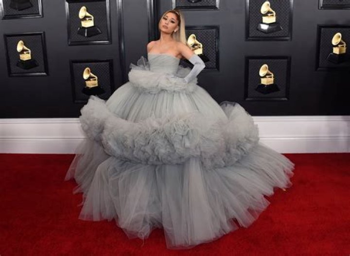 Ariana Grande Slayed the 2020 Grammys Red Carpet in a Showstopping Grey Gown
