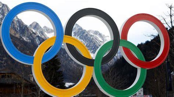 Decayed Olympic Rings