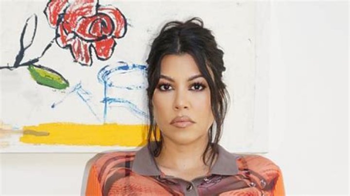 Kourtney Kardashian Reveals the 4 Exercise Moves She Uses to Keep Her Waist Snatched